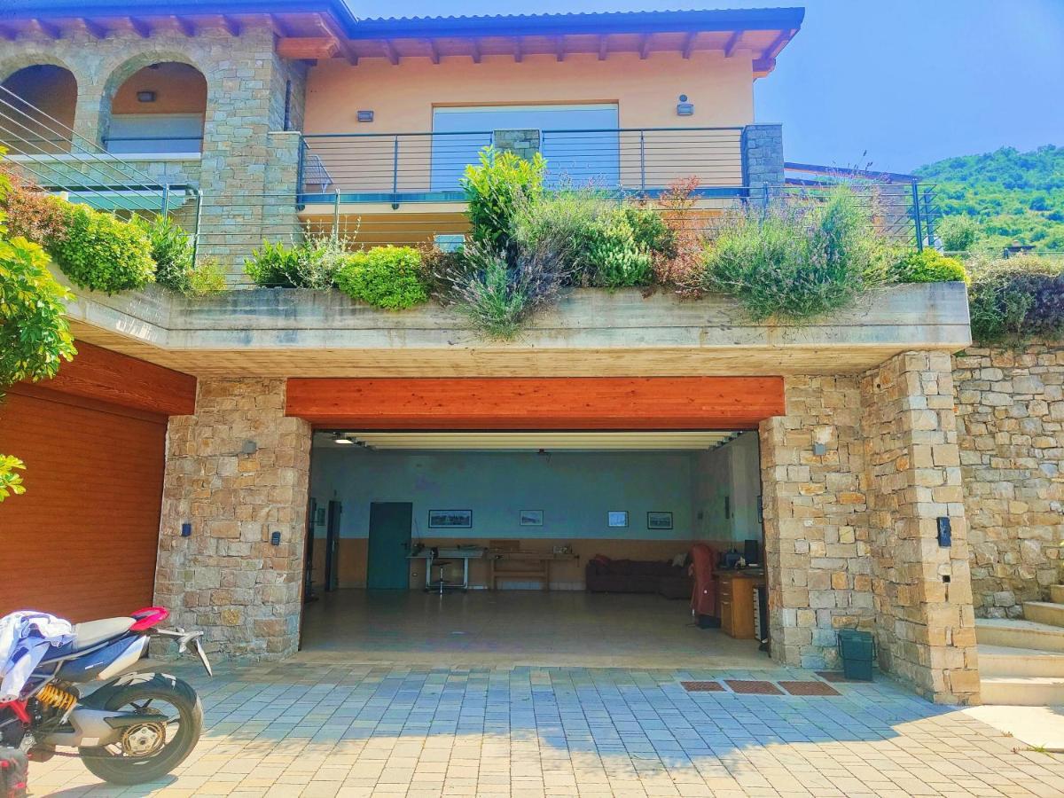 Villa Al Feudo Бренцоне-суль-Гарда Экстерьер фото